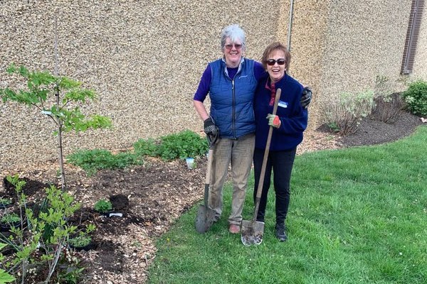 Volunteers at work day for LMT Native Garden