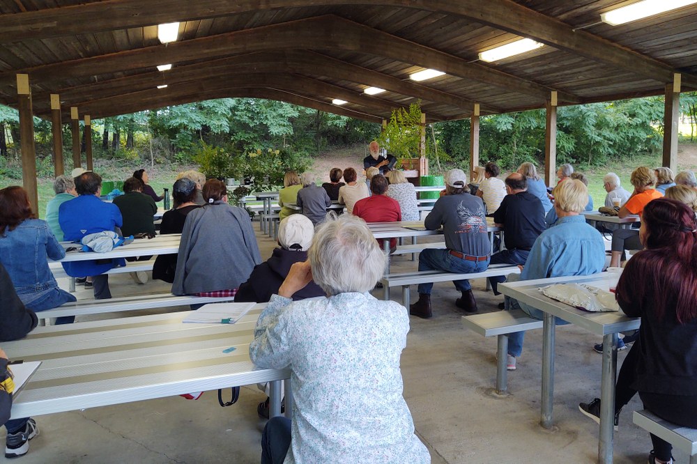 A educational speaker teaches at Butler's Alameda Park