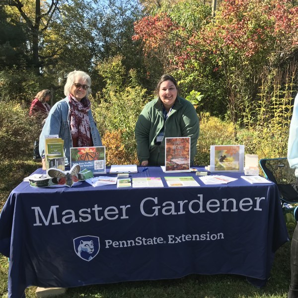 Now Recruiting for 2025 Training Class Master Gardeners earn hours by doing outreach on sustainable horticulture at a community event.